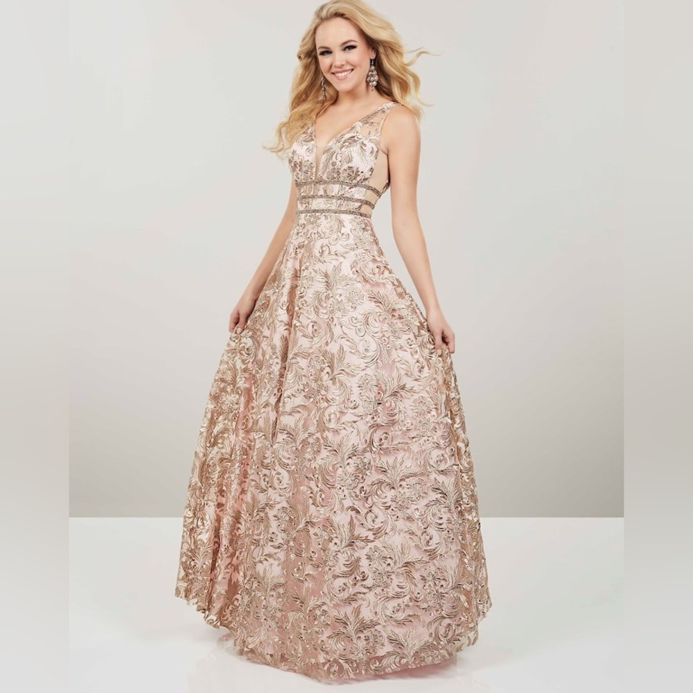 NWT! Panoply pink blush with gold lace v neck maxi dress gown size 4